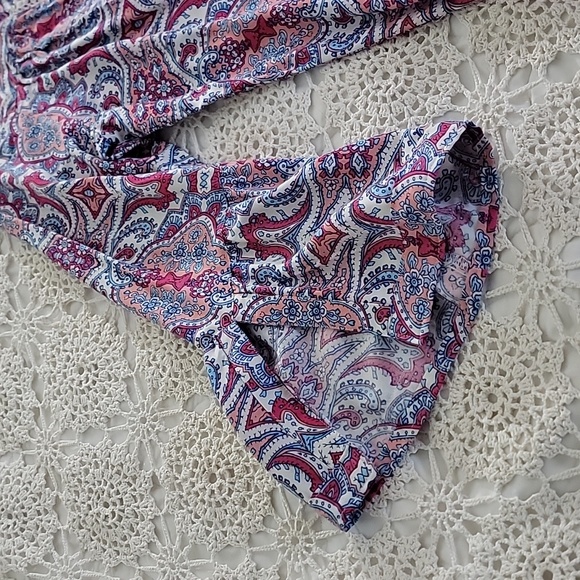 Red Camel top - Picture 3 of 5